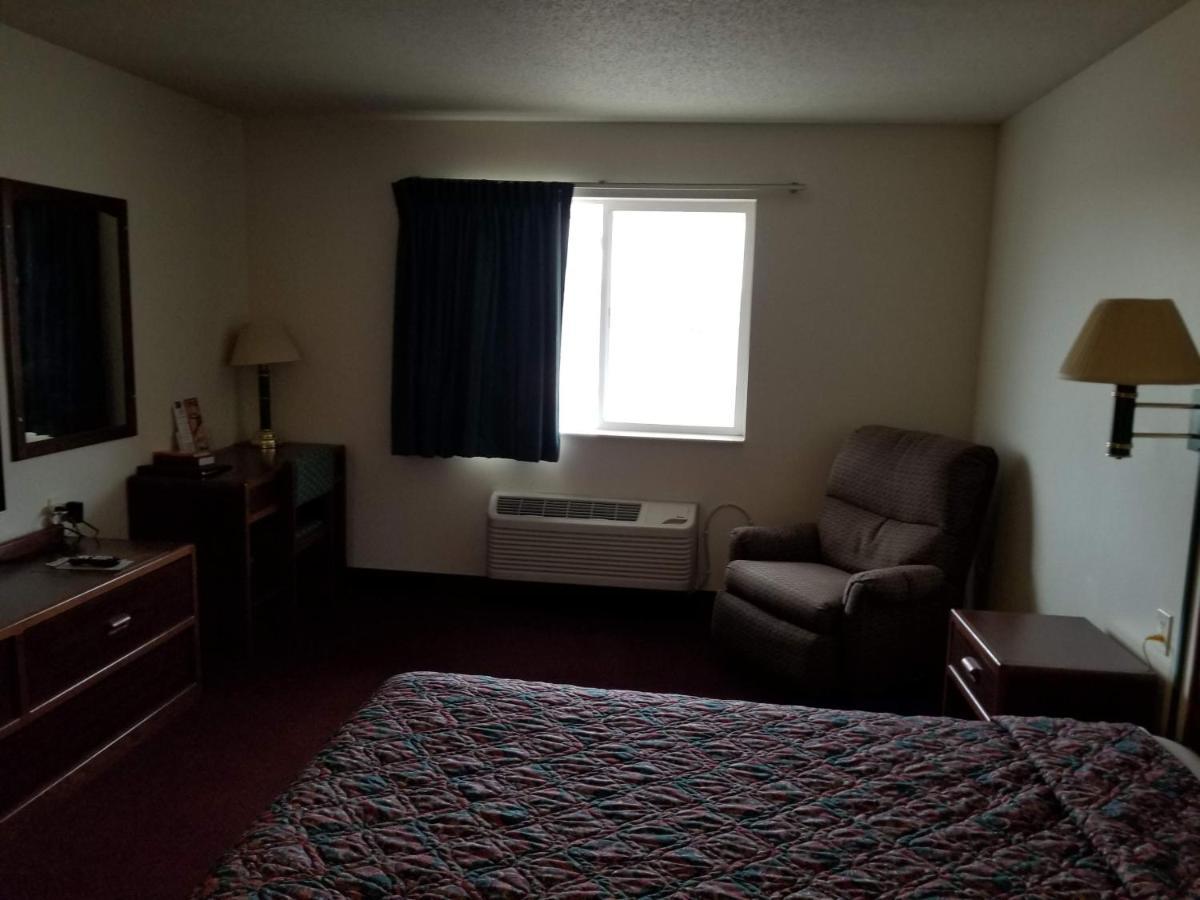 Bilmar Inn & Suites Dell Rapids Extérieur photo