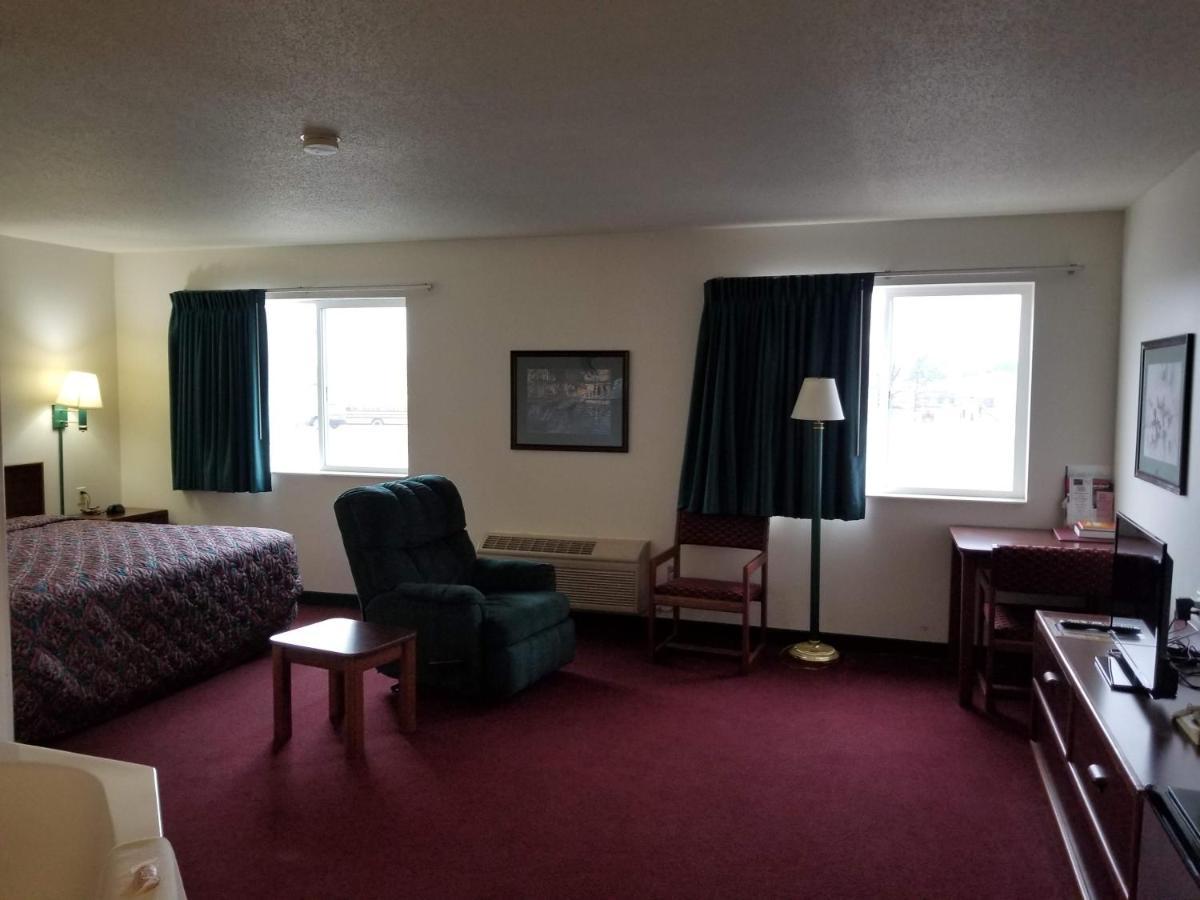 Bilmar Inn & Suites Dell Rapids Extérieur photo
