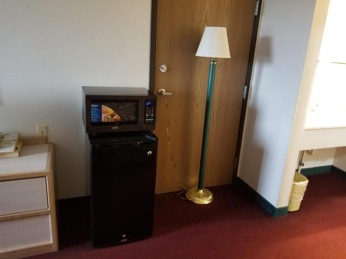 Bilmar Inn & Suites Dell Rapids Extérieur photo