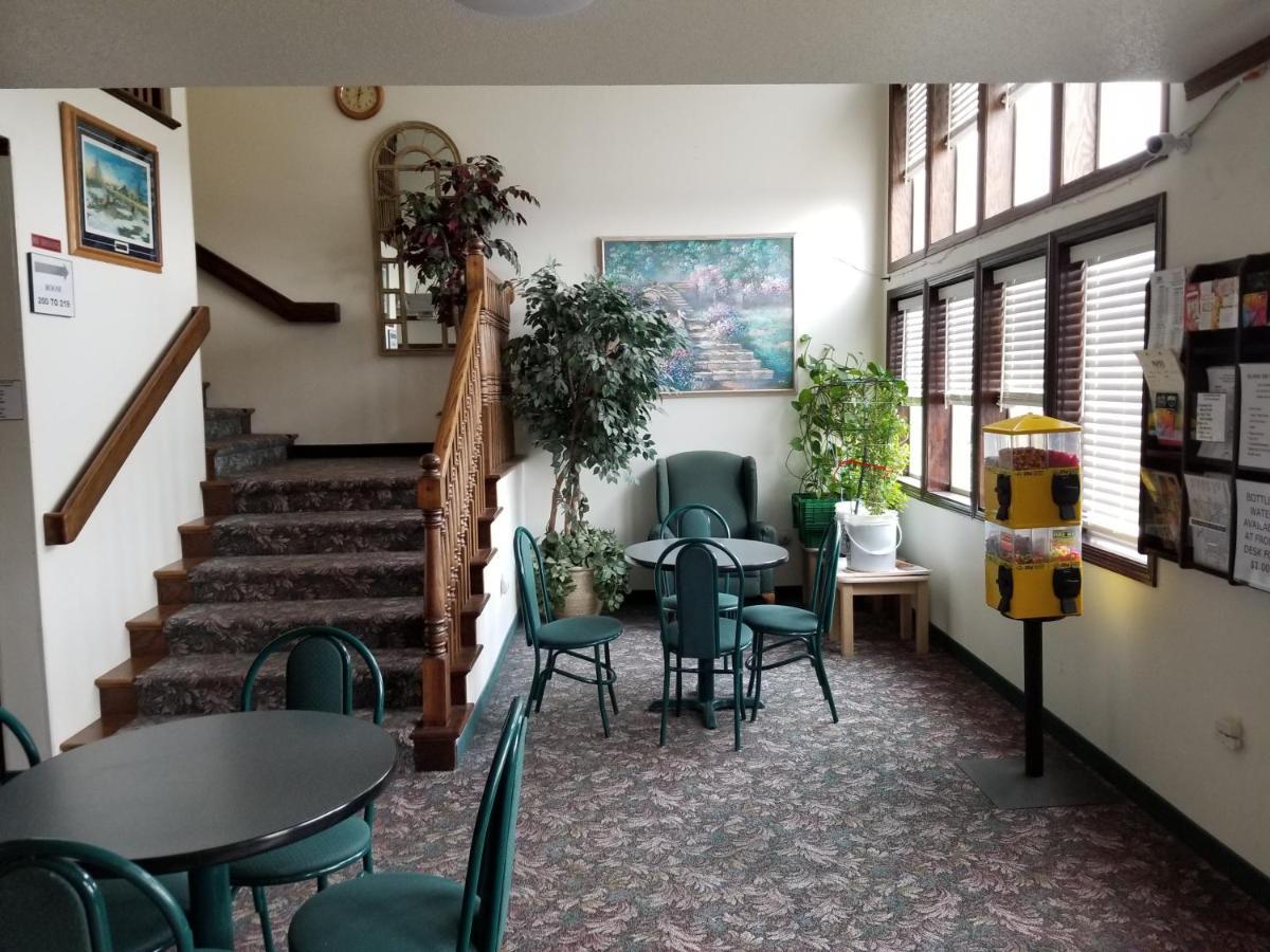 Bilmar Inn & Suites Dell Rapids Extérieur photo