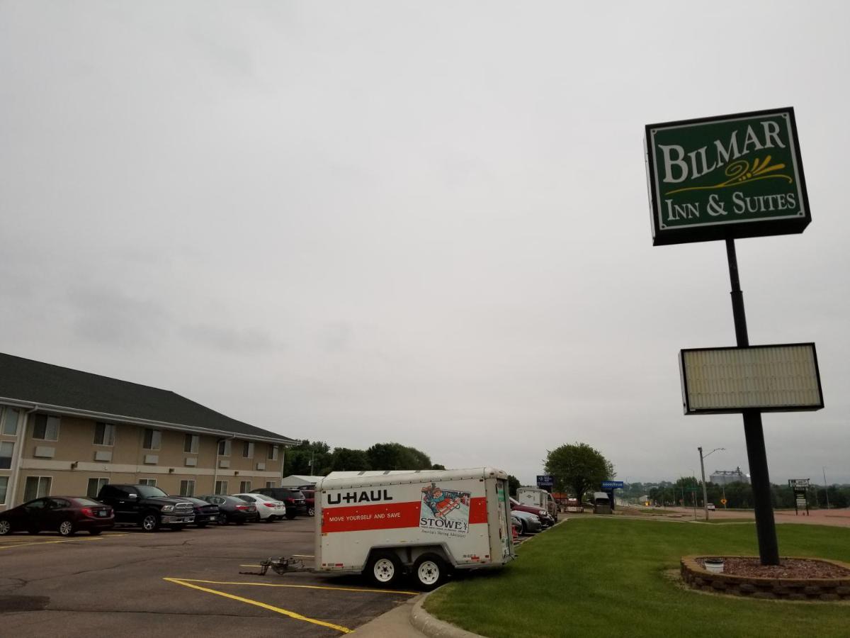 Bilmar Inn & Suites Dell Rapids Extérieur photo